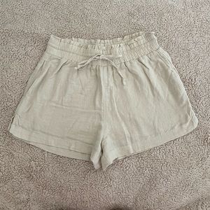 Abercrombie and Fitch Linen pull on shorts